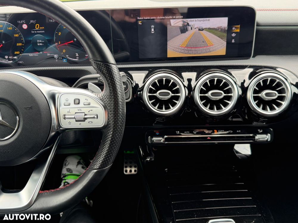 Mercedes-Benz CLA 250 - 30