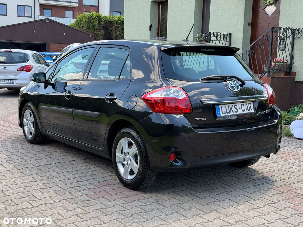 Toyota Auris 1.8 Life - 38