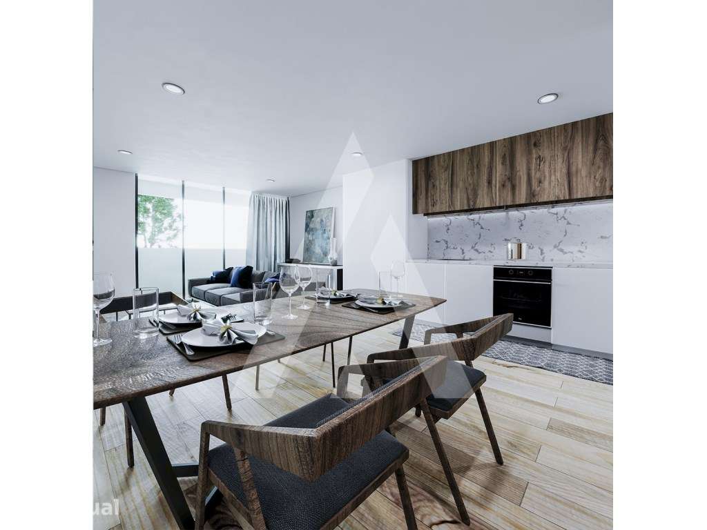 Apartamento T3 +1 Duplex (3 suites e 1 escritório) com Varanda e 2 ... - Grande imagem: 3/17