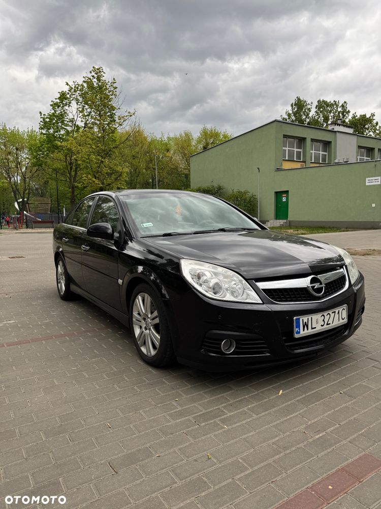 Opel Vectra GTS 1.9 CDTI DPF - 1