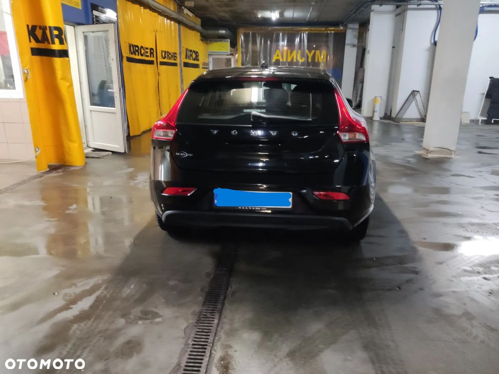 Volvo V40 - 2