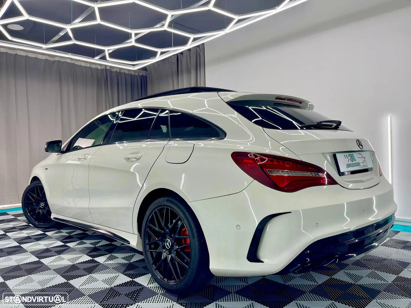 Mercedes-Benz CLA 200 d Shooting Brake AMG Line Aut. - 5
