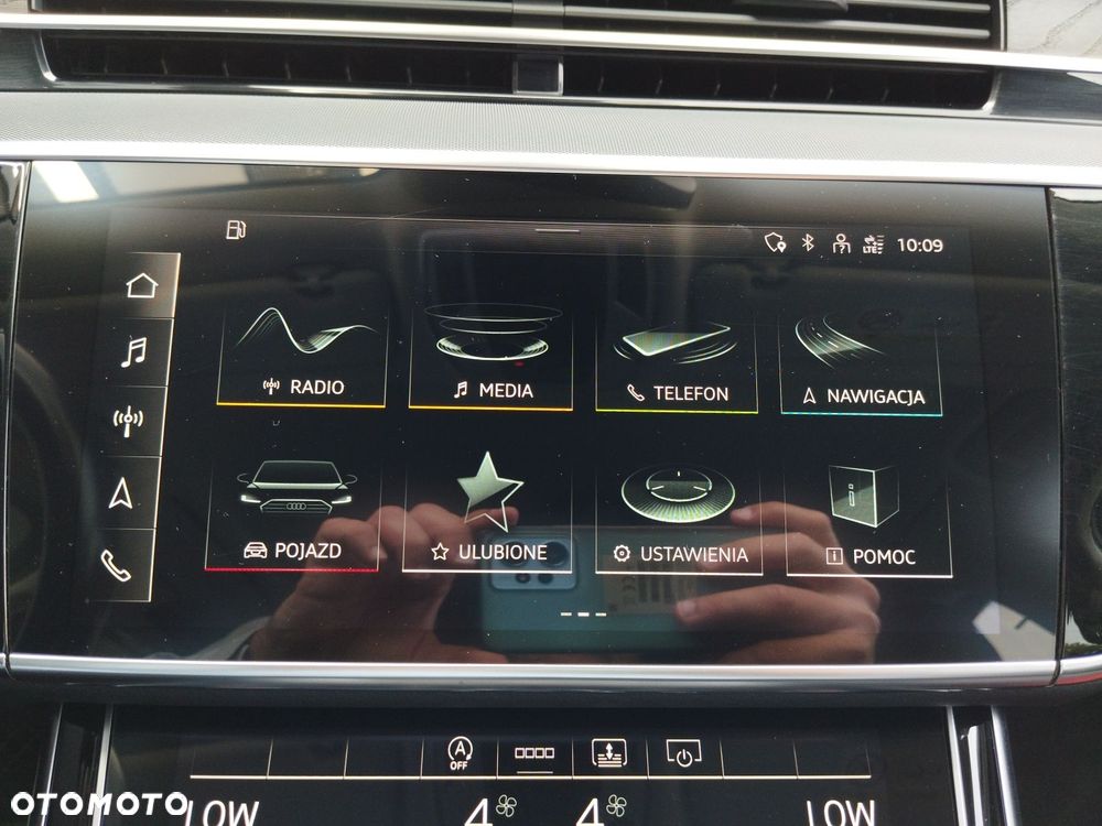 Audi A8 L 55 TFSI mHEV Quattro Tiptr - 17