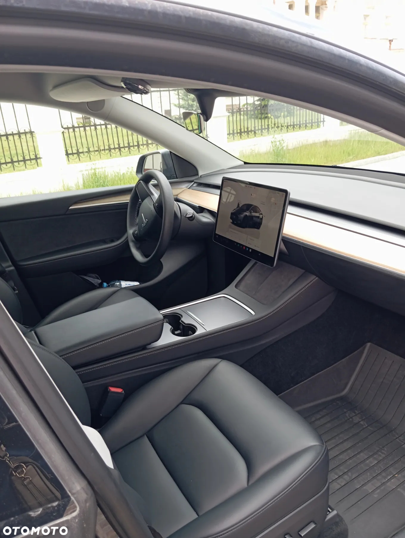Tesla Y Model Performance Dual Motor AWD - 7