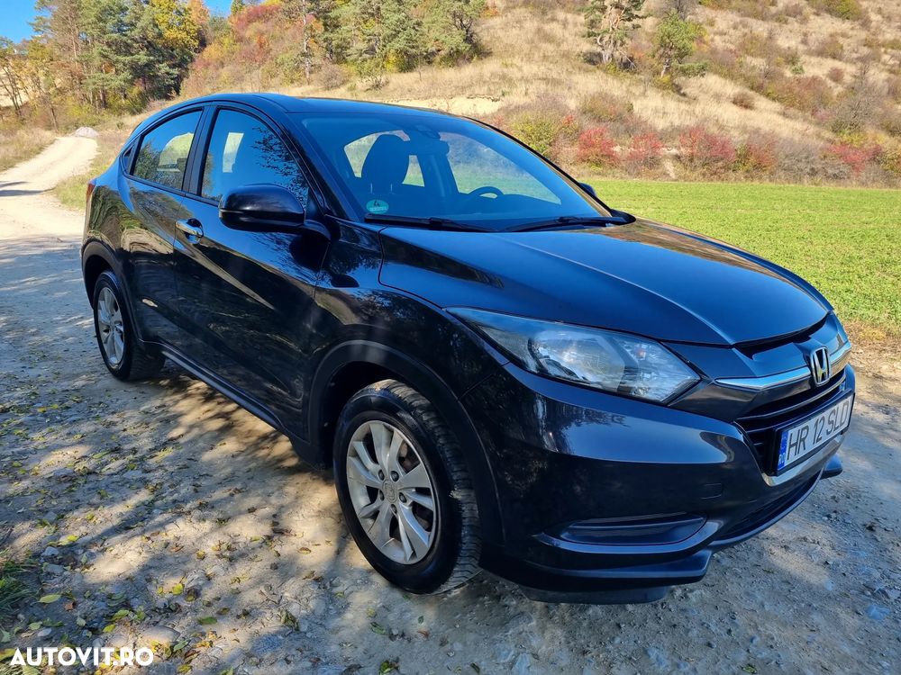 Honda HR-V 1.5 i-VTEC 4x2 6MT Executive - 2