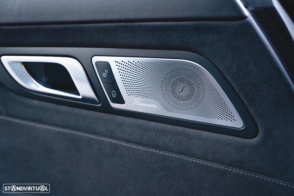 Mercedes-Benz AMG GT R - 32