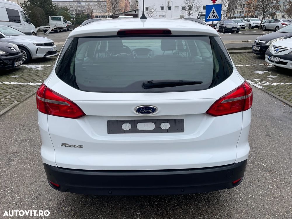 Ford Focus 1.5 EcoBlue Start-Stopp-System TREND - 10