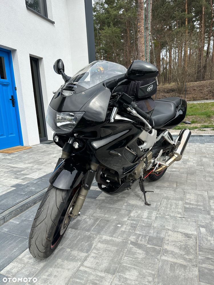 Honda VTR - 24