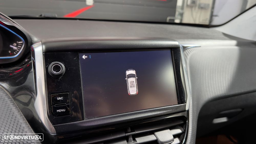 Peugeot 2008 1.6 BlueHDi Allure - 24