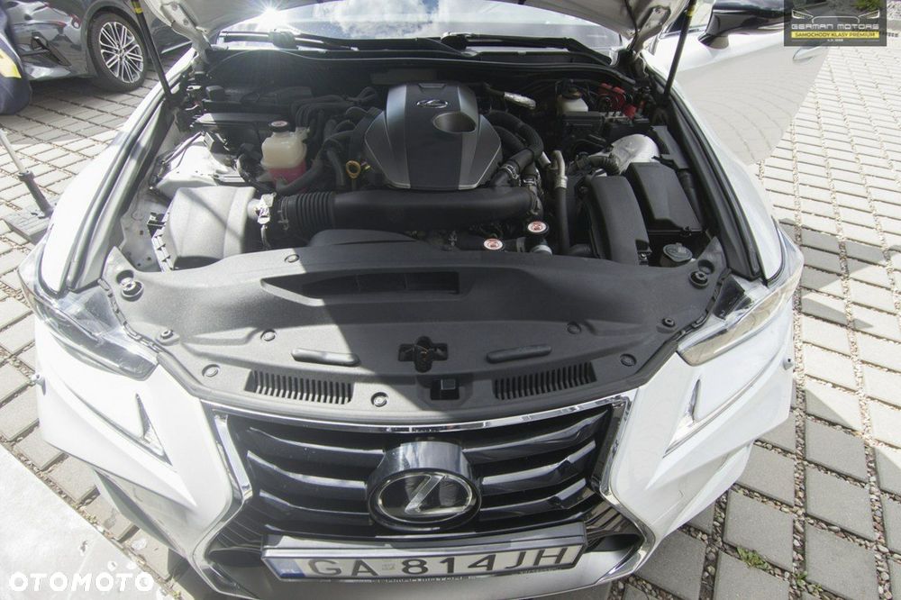 Lexus IS - 34