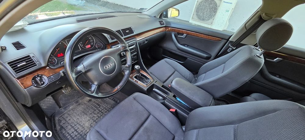 Audi A4 Avant 1.9 TDI - 4