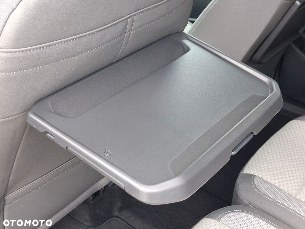 Volkswagen Touran - 19