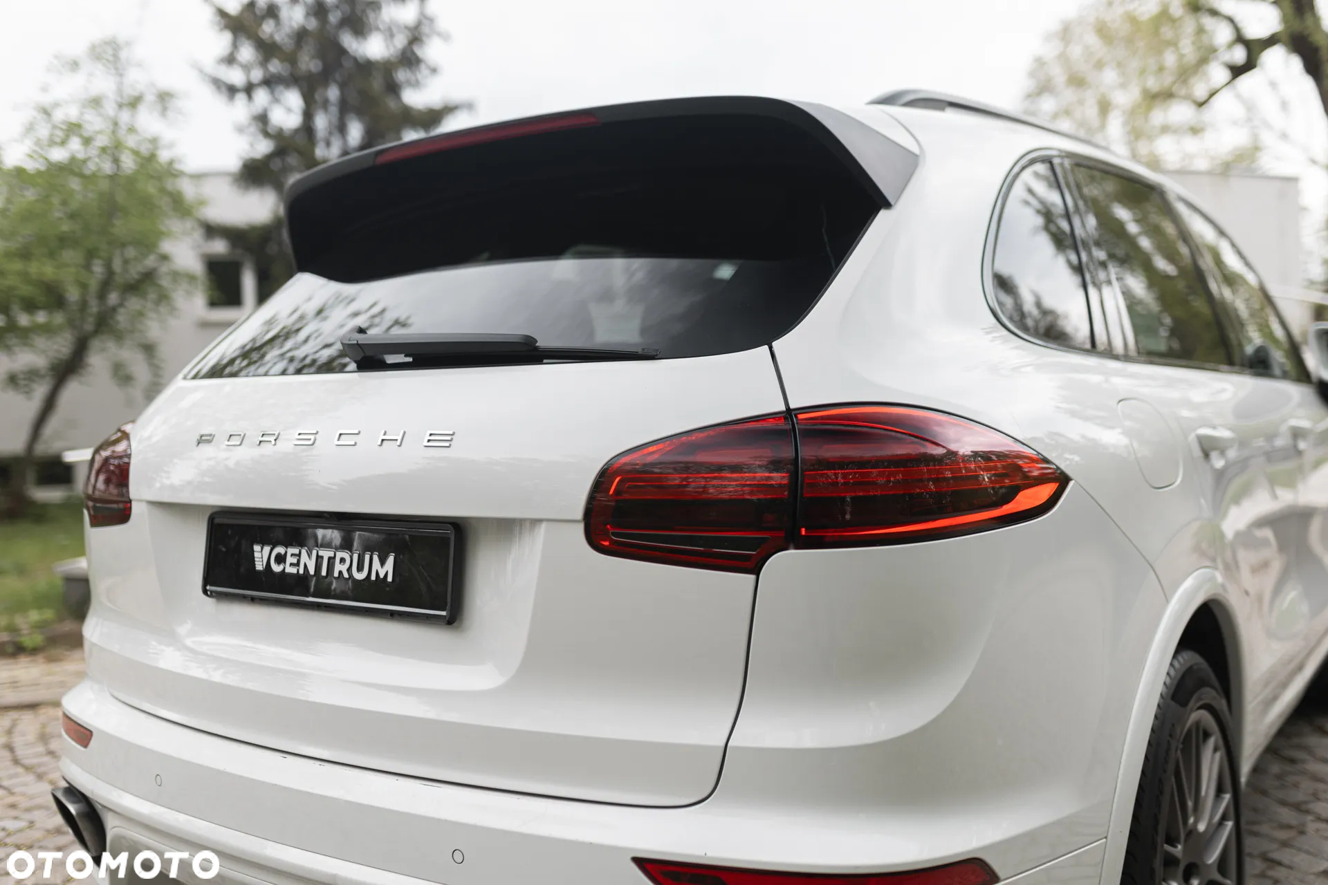 Porsche Cayenne Diesel Platinum Edition - 12