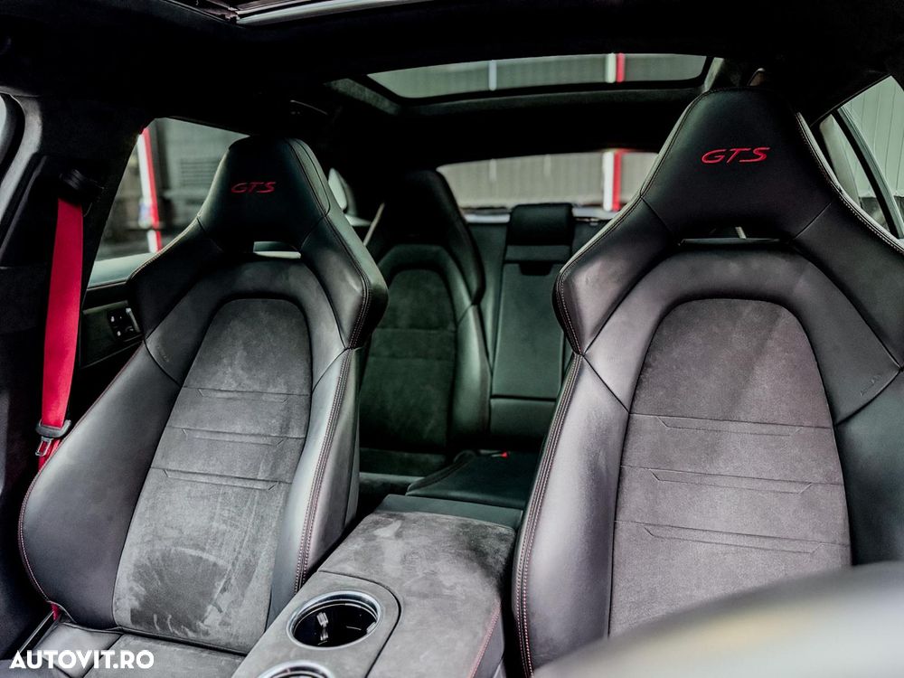 Porsche Panamera GTS - 29