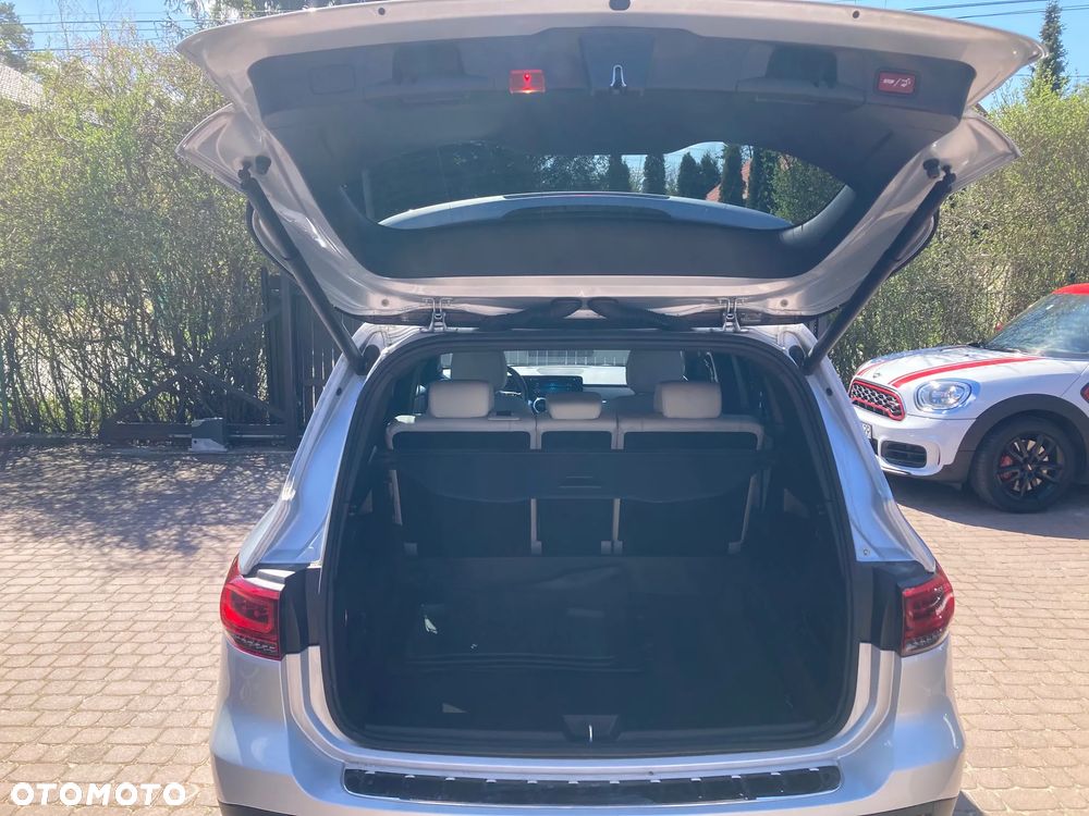 Mercedes-Benz GLB 250 8G-DCT - 18