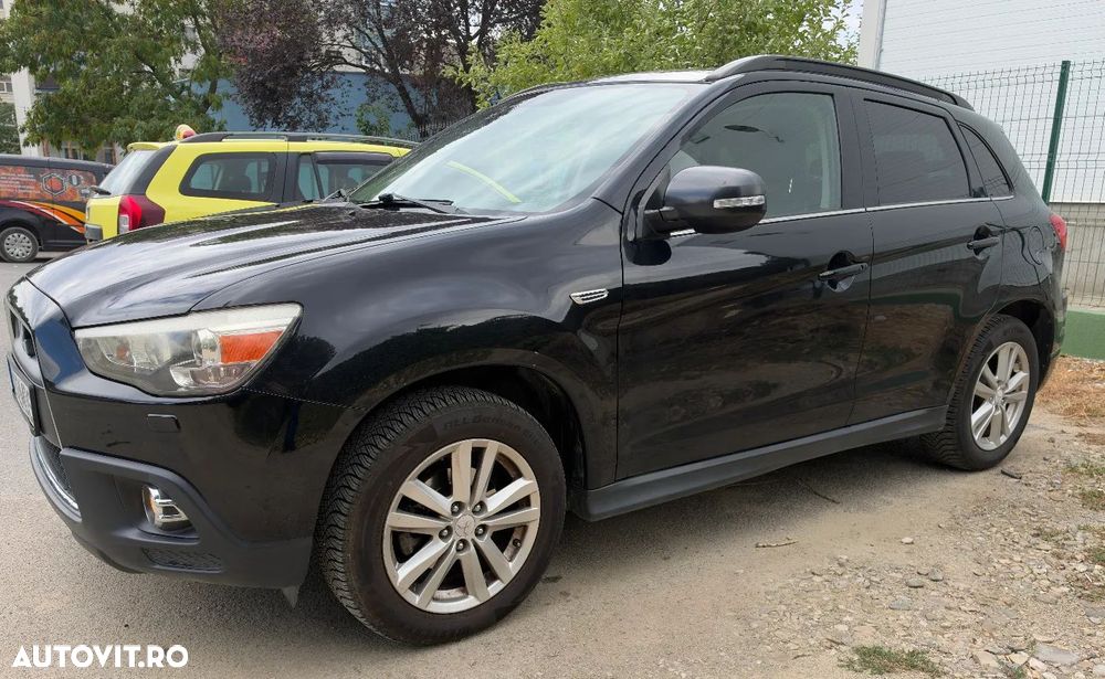 Mitsubishi ASX - 3