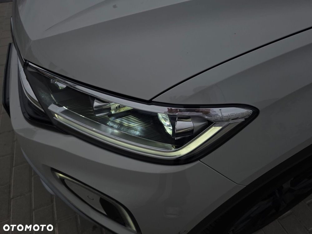 Volkswagen T-Roc - 26