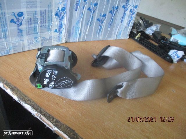 Pre-Tensor 2118601486 MERCEDES W211 SW 2006 TD - 1