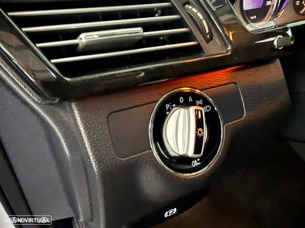 Mercedes-Benz E 250 CDi Elegance BlueEfficiency Auto. - 26