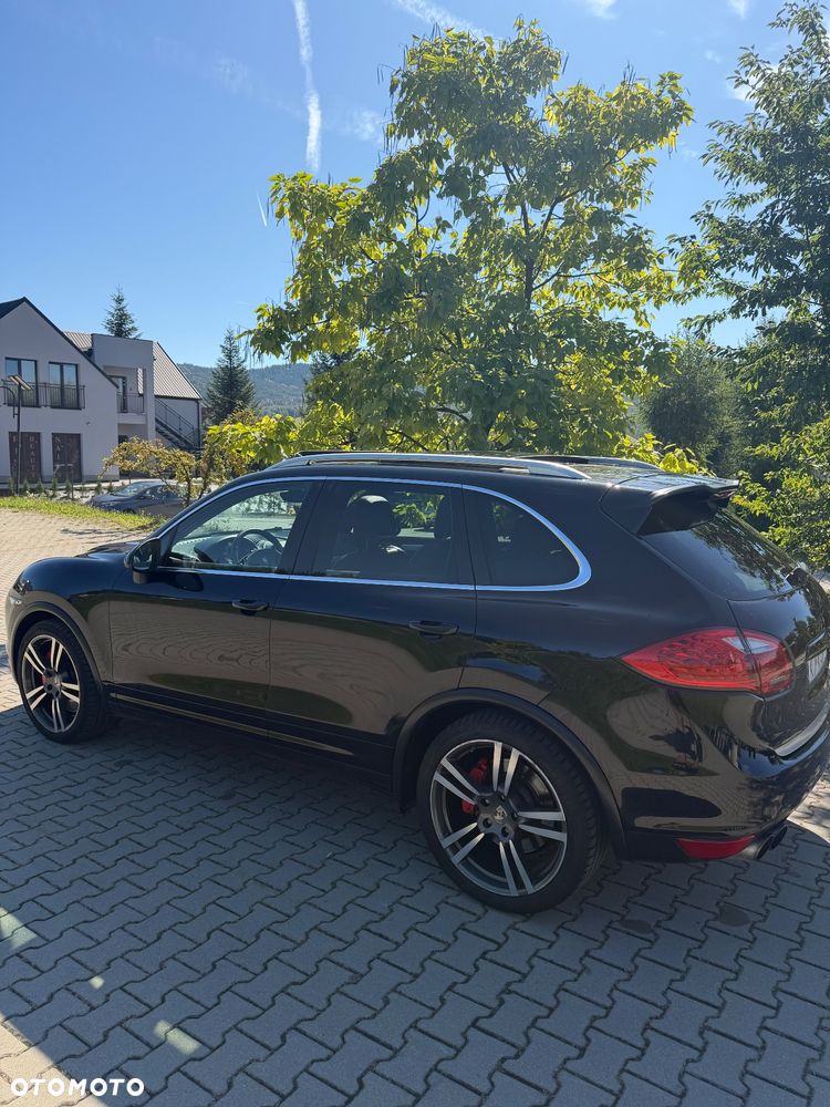 Porsche Cayenne - 12