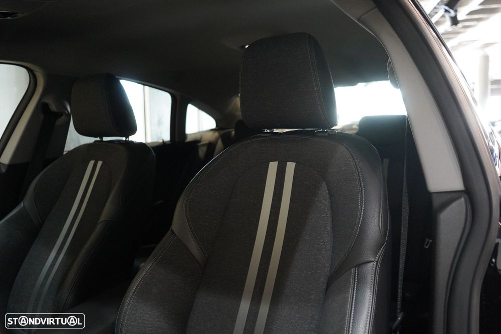 BMW 218 Gran Coupé - 27