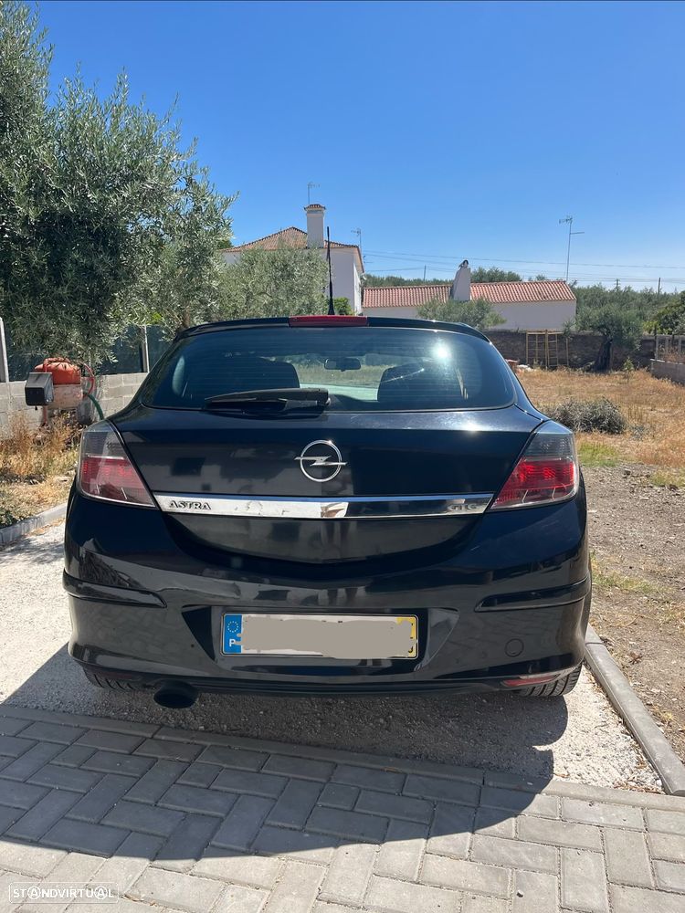 Opel Astra GTC 1.7 CDTI - 12