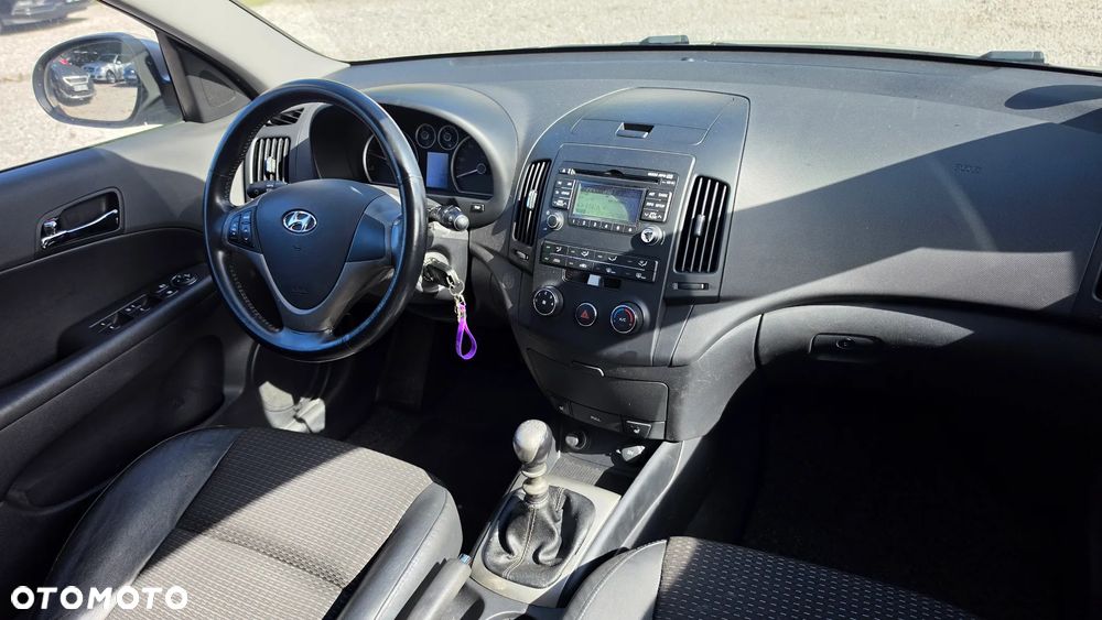 Hyundai i30 1.6 CRDi Style - 10