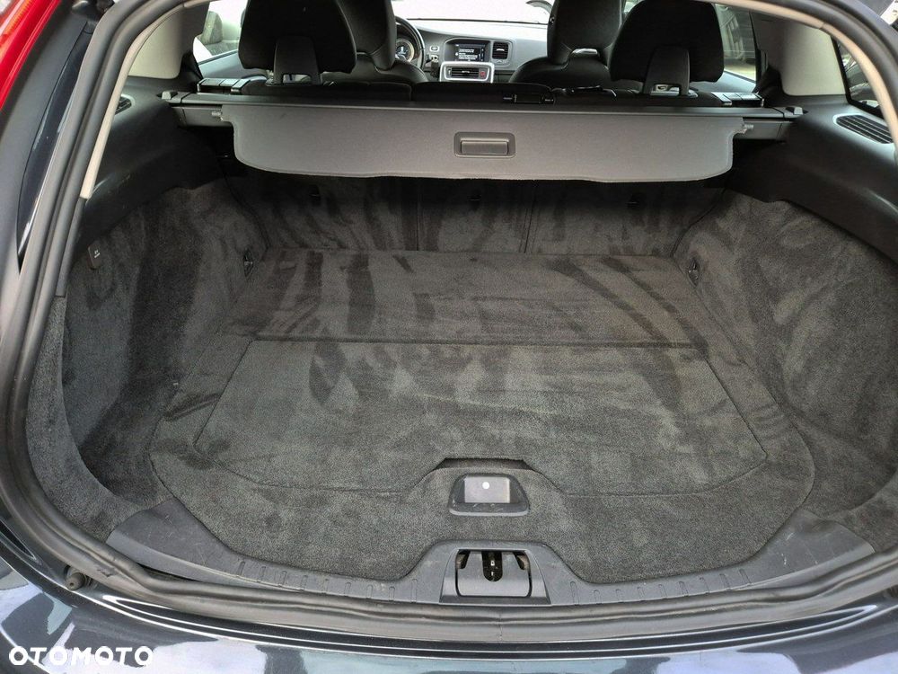 Volvo V60 D3 Momentum - 5