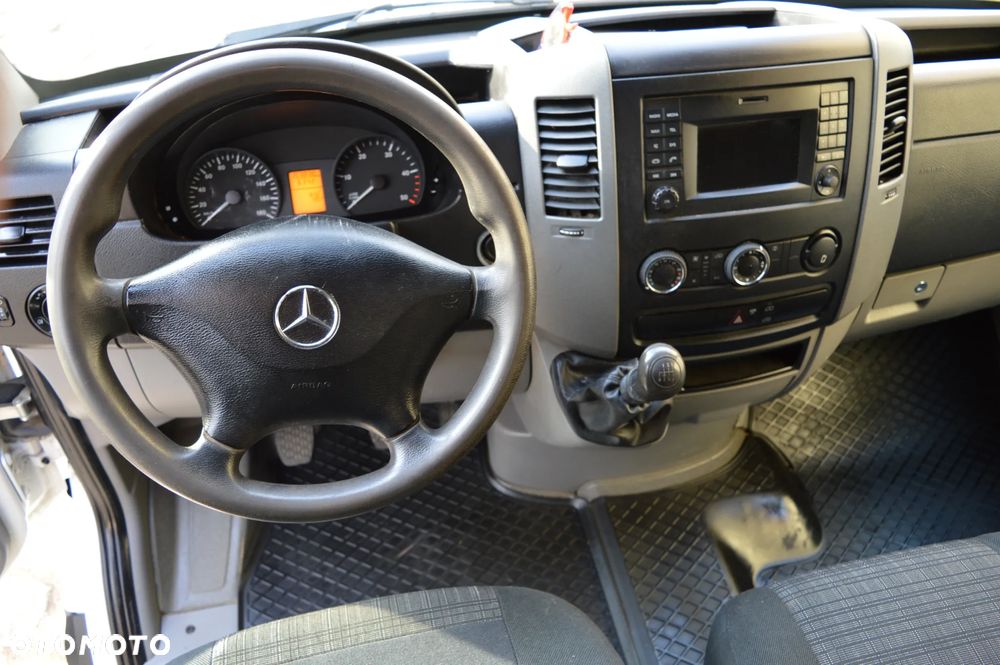 Mercedes-Benz SPRINTER - 19