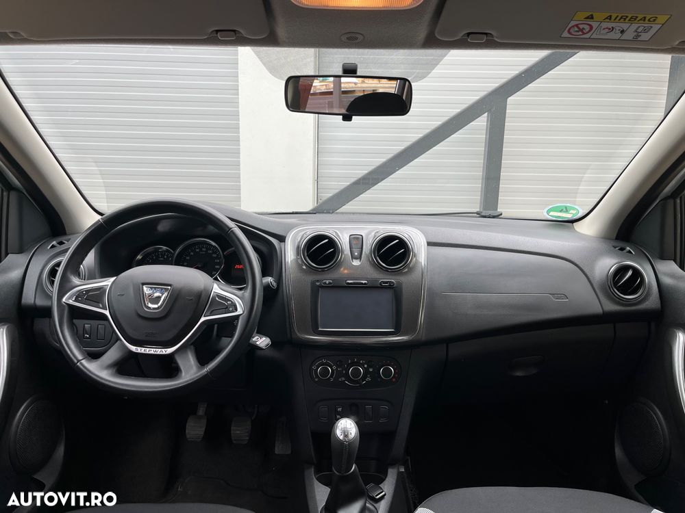 Dacia Logan MCV Blue dCi 95 Stepway - 9