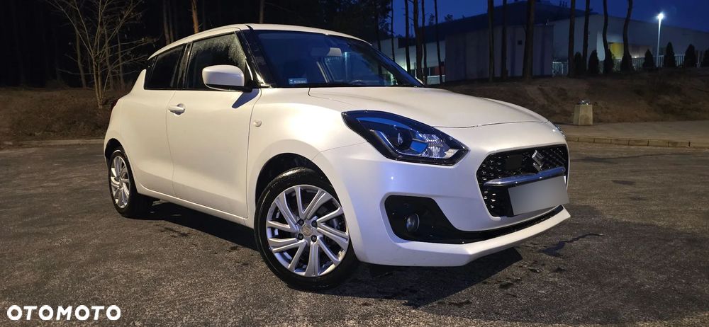 Suzuki Swift 1.2 Premium - 1