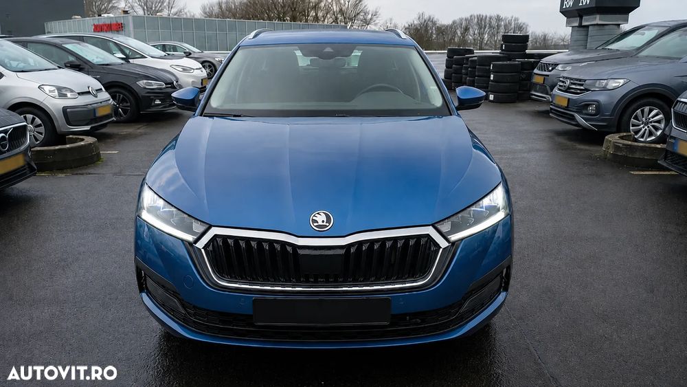 Skoda Octavia 1.0 TSI DSG Mild Hybrid Ambition - 2