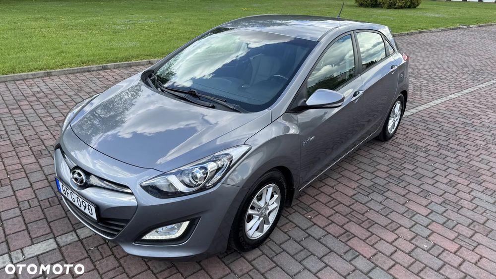 Hyundai i30 blue 1.6 GDI Passion - 3