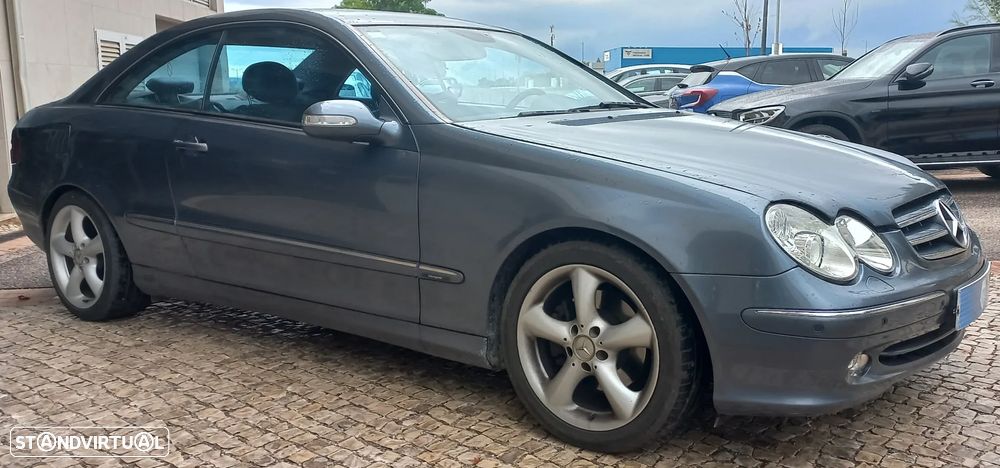 Mercedes-Benz CLK 270 Coupe CDI Avantgarde - 2