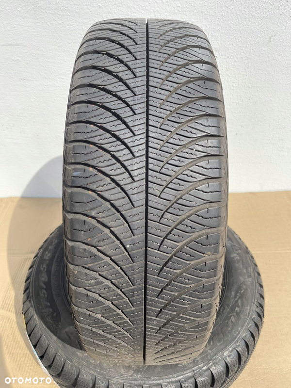 OPONA 185/60/15 84T GOODYEAR VECTOR 4 SEASONS 2