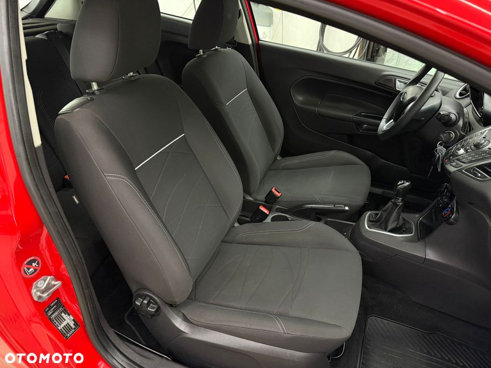 Ford Fiesta - 17