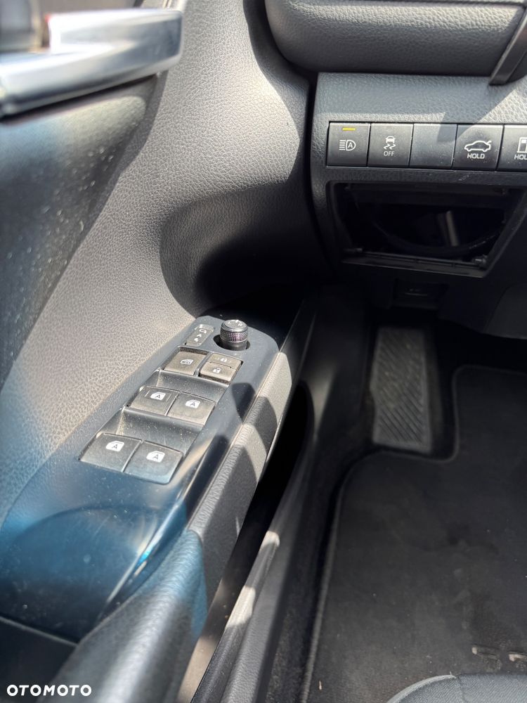 Toyota Camry 2.5 Hybrid Executive CVT - 22
