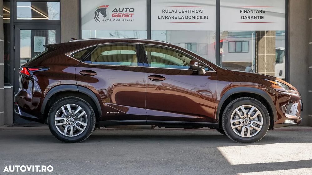 Lexus Seria NX 300h Executive Line - 8