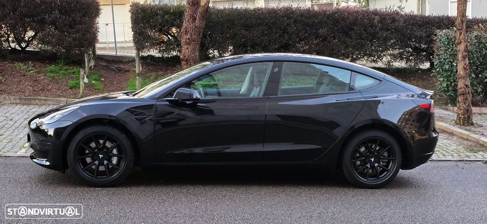 Tesla Model 3 Standard Range Plus RWD - 2