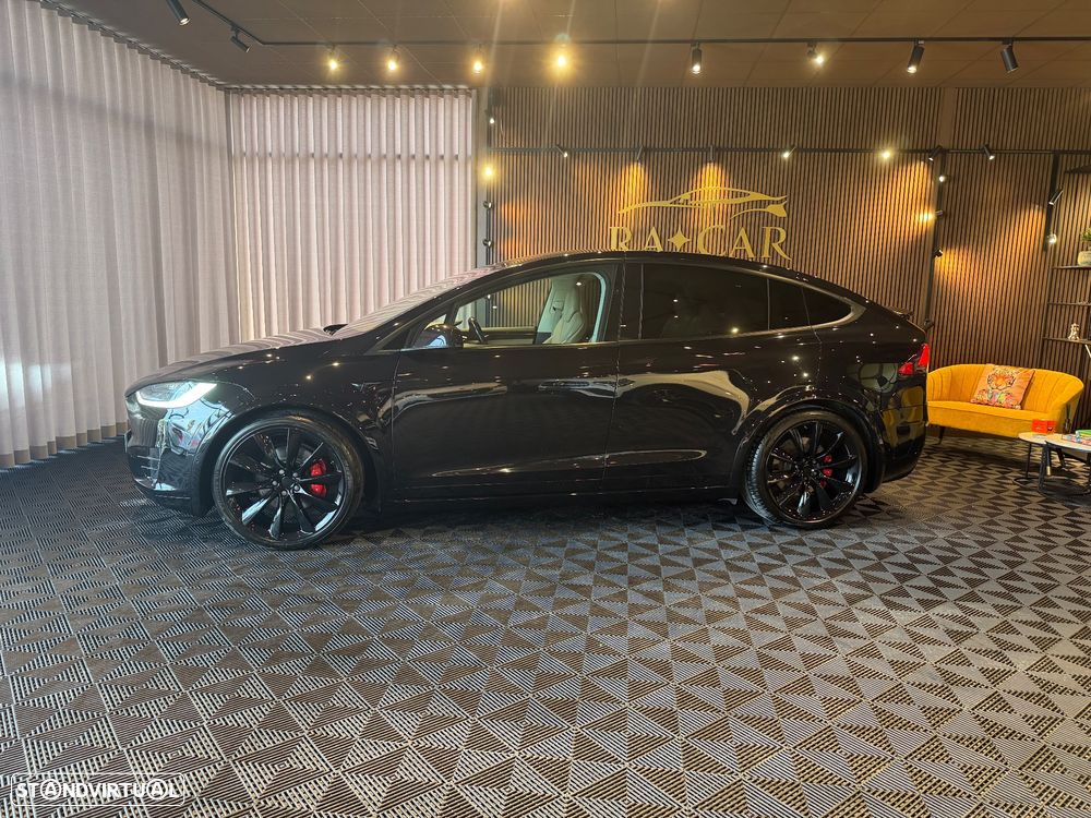 Tesla Model X P100D - 2
