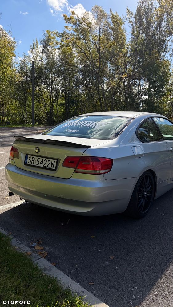 BMW Seria 3 320i - 8