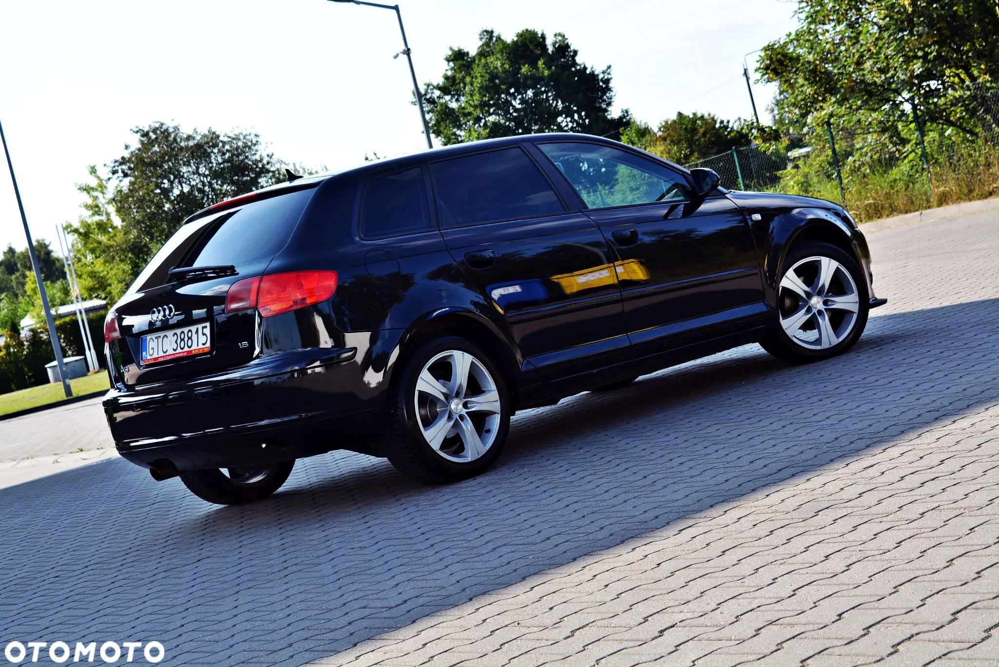 Audi A3 1.6 Attraction - 12