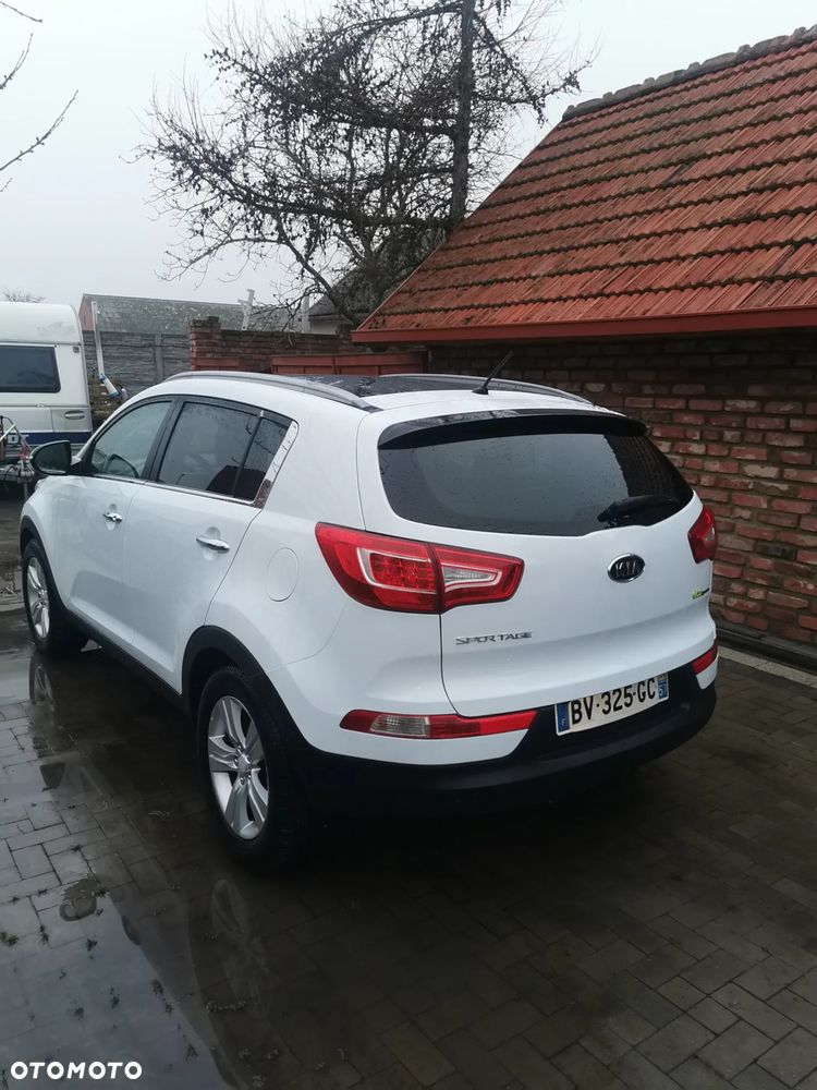 Kia Sportage 1.7 CRDI 2WD Attract - 2