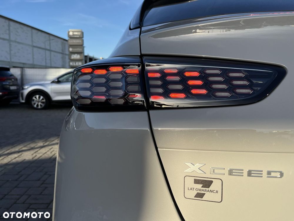 Kia XCeed 1.6 T-GDI Tribute DCT - 22