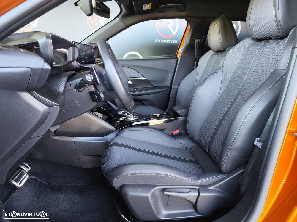 Peugeot 2008 1.5 BlueHDi GT Line EAT8 - 31