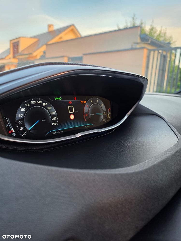 Peugeot 5008 1.5 BlueHDi Active S&S - 36