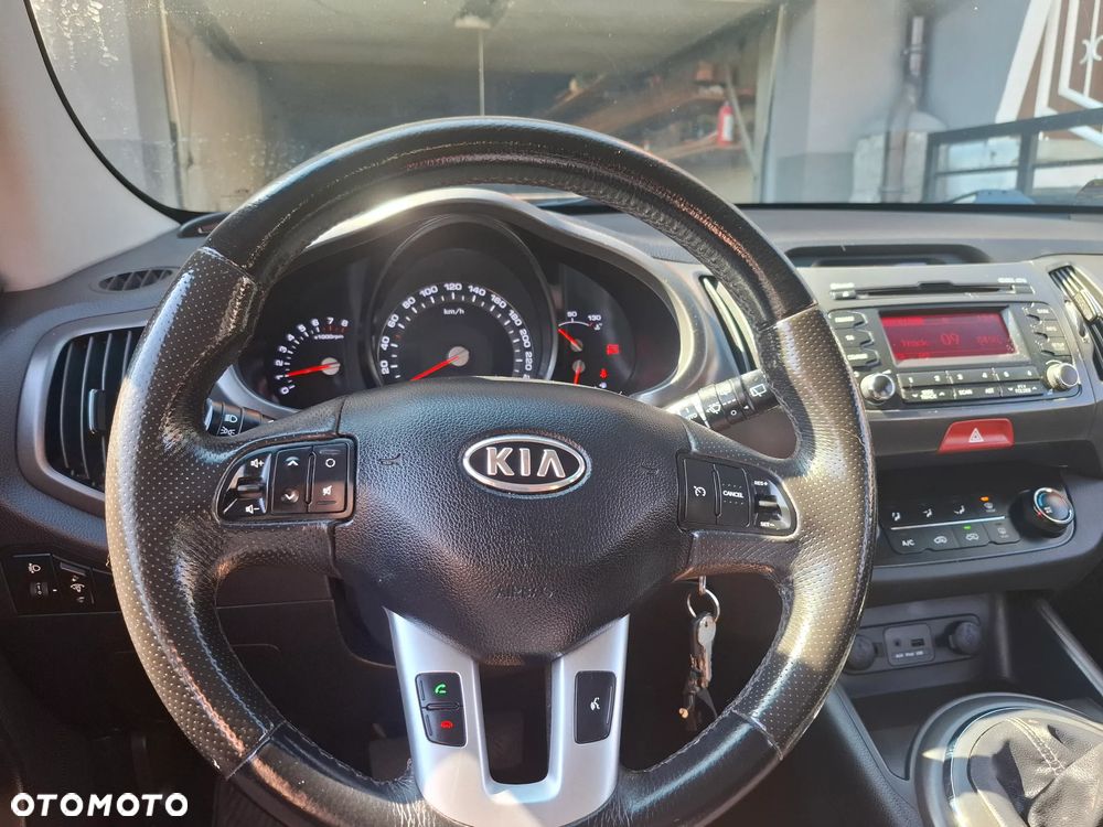 Kia Sportage 2.0 L - 5