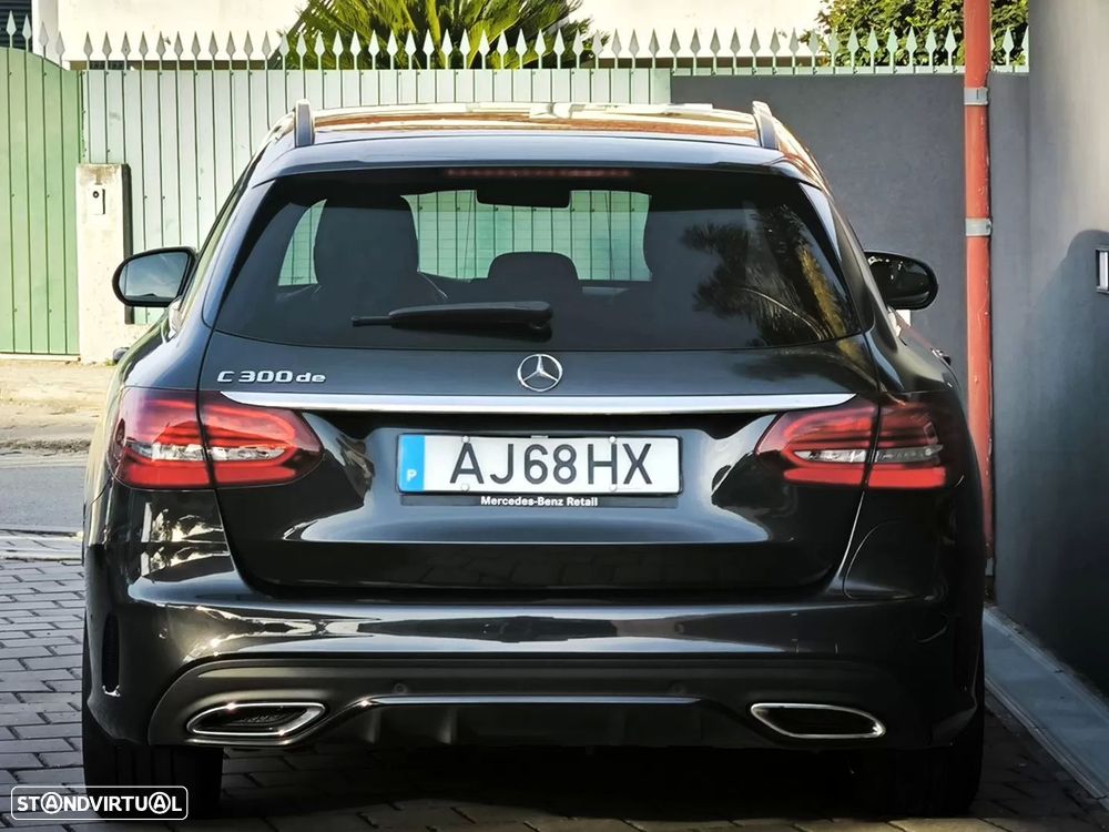 Mercedes-Benz C 300 de AMG Line - 3