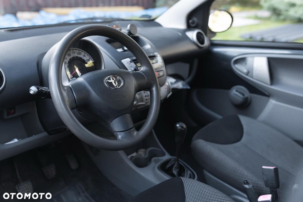 Toyota Aygo - 4