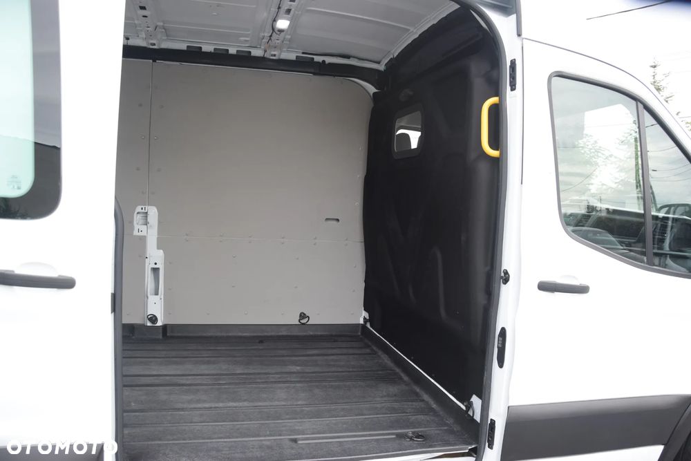 Ford Transit - 17